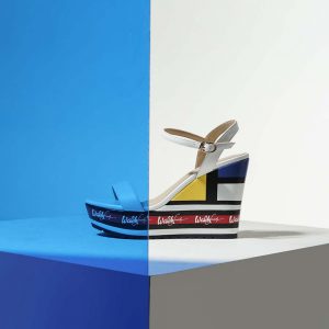 Giày đế xuồng hoạ tiết Mondrian