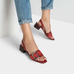 Giày sandal mũi vuông gót vuông